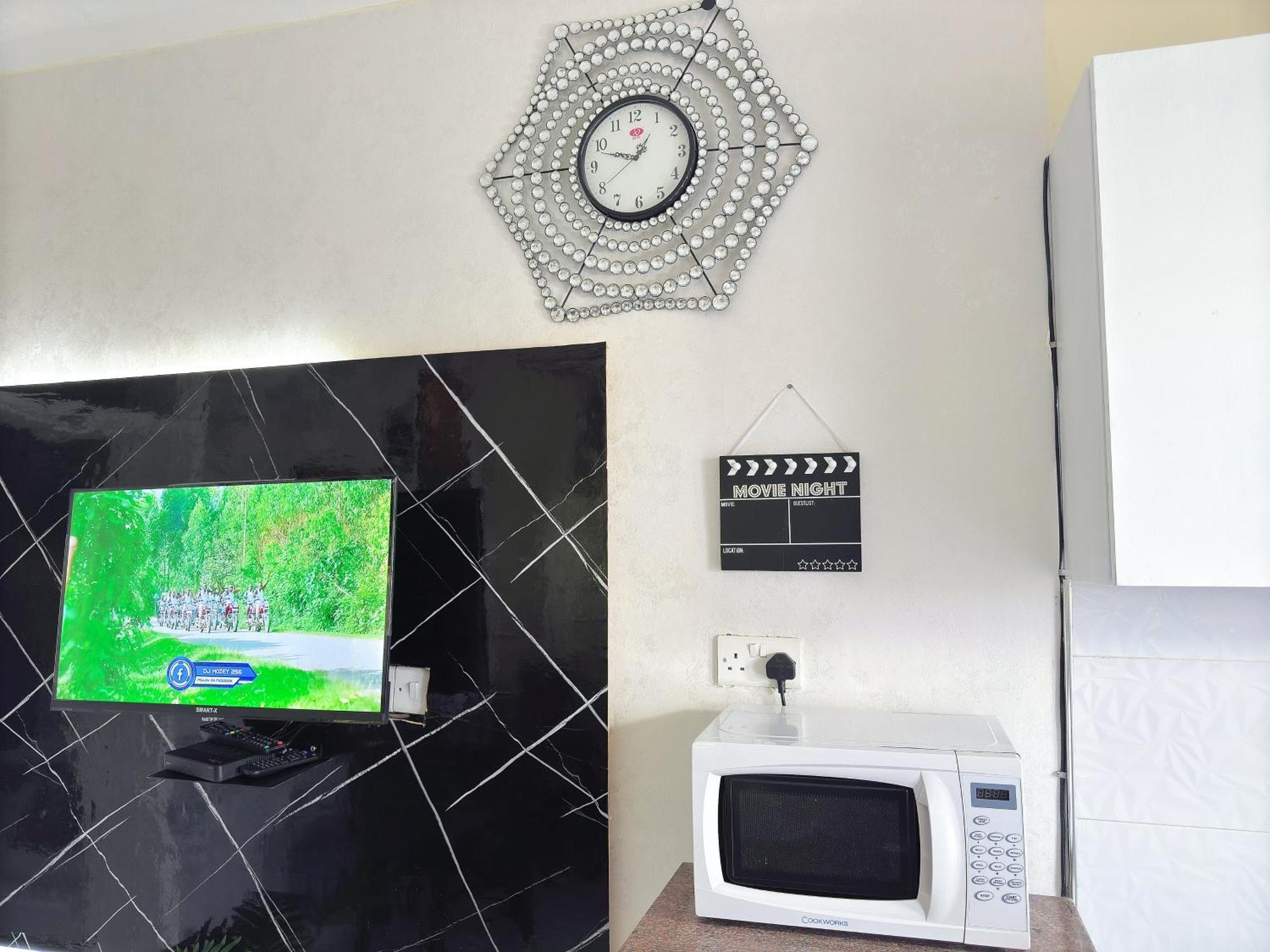 Апартаменты Jm Furnished Kampala Entebbe Rd D Lubowa Экстерьер фото